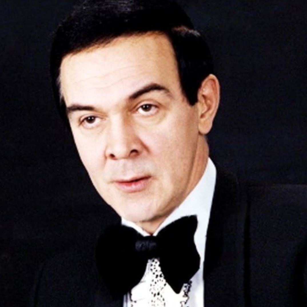 Светлой памяти Муслиму Магомаеву...