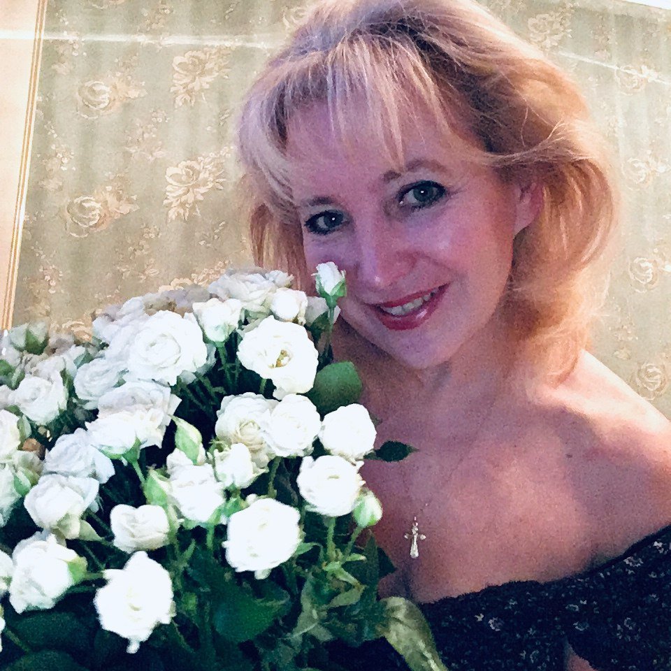 Любви бояться нам не надо. Посвящение С. Т. 7740