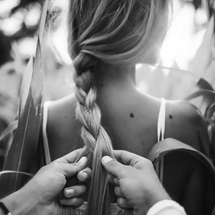 А девочка эта...