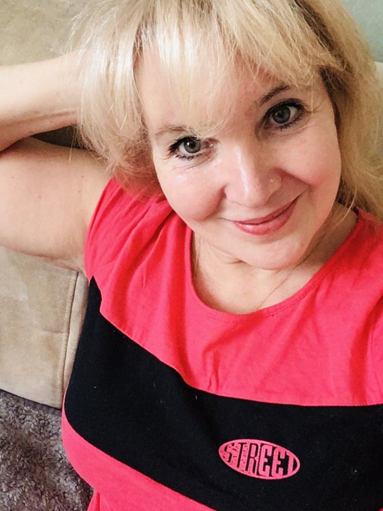 В твоей улыбке первозданной. Посвящение С. Т. 7842