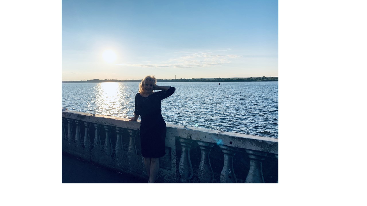 Волосы твои ласкает ветер. Посвящение С. Т. 8115