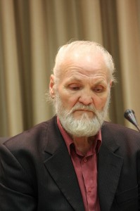 Держитесь, Александр Григорьевич!