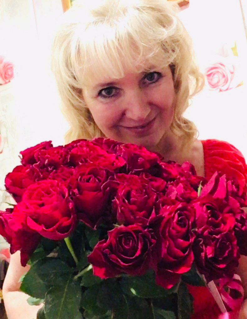 Розы лепесток. Посвящение С. Т. 8294