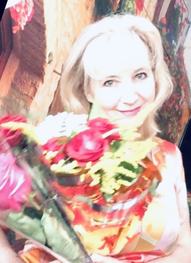 Ты излучаешь свет небесный. Посвящение С. Т. 8375