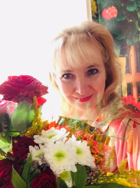 Цветок среди полей. Посвящение С. Т. 8415