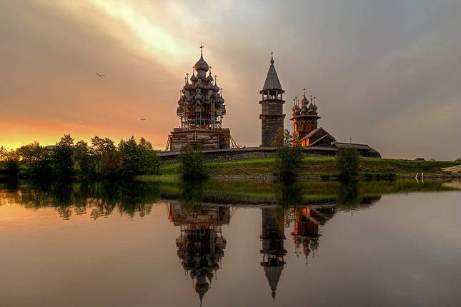 Долгий год, как ты ушёл...