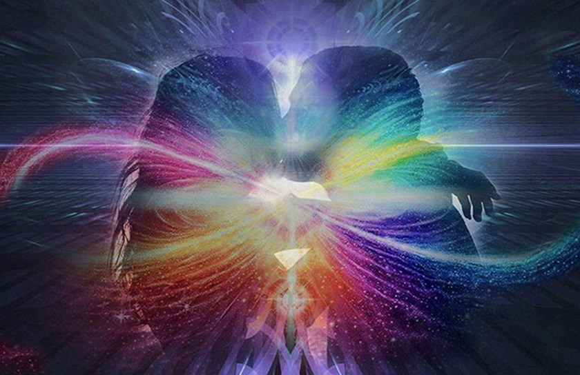 Воздушной пеной опустилась