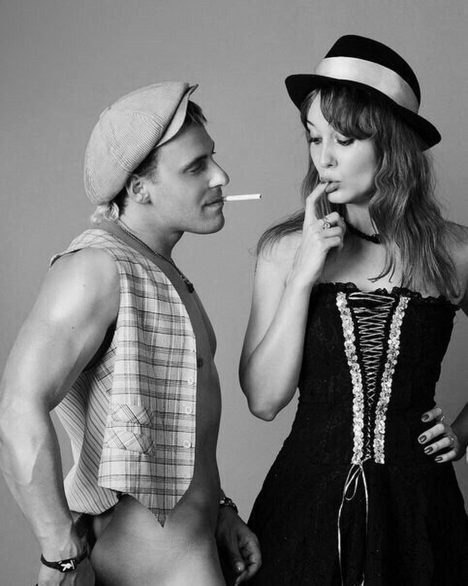 Любовные ласки. Страсть красиво. О женщина. Мужчина и женщина сопасть. Женщины хотят снять мужчину.