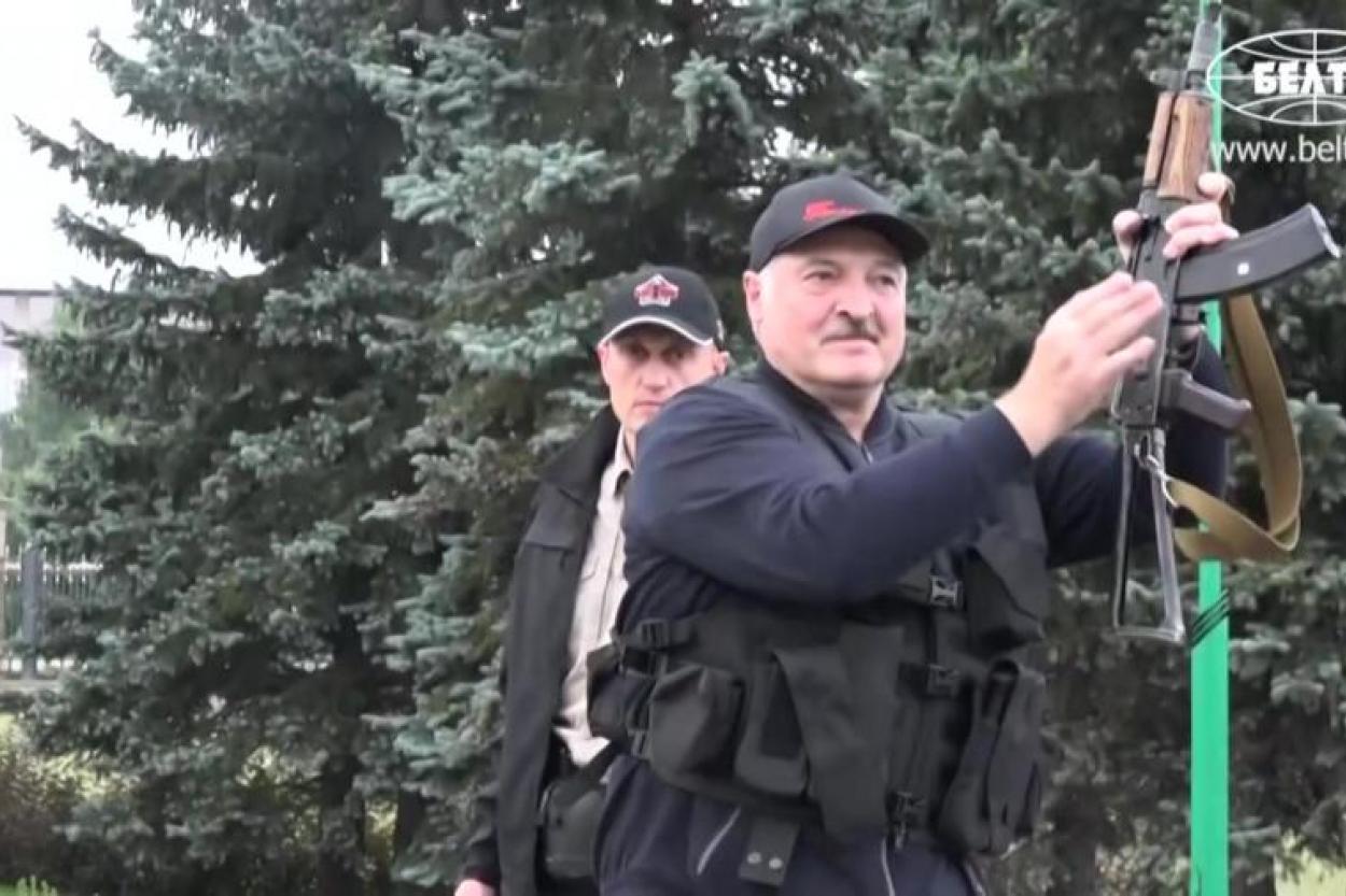 Александр Лукашенко оффцлно вступил в должность