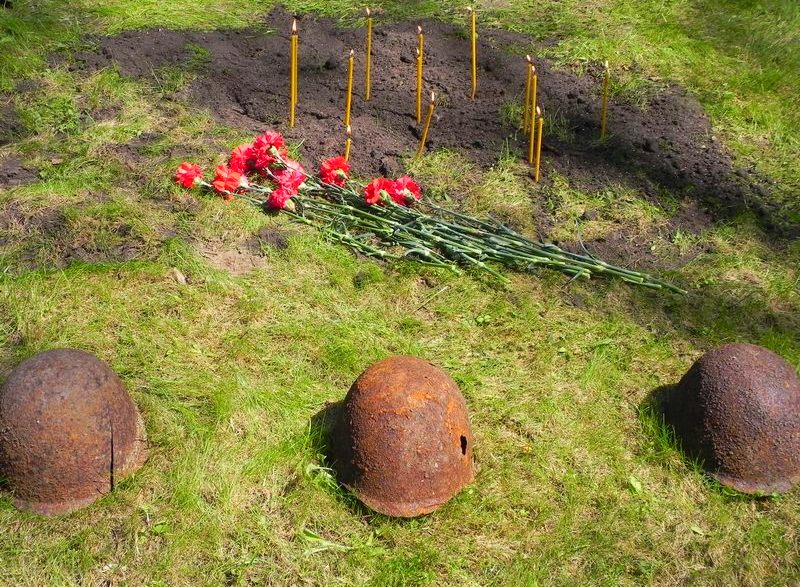 Не вернувшимся с войны