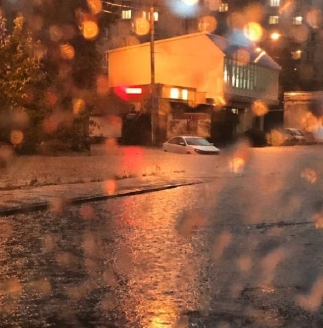 В моём городе дождь