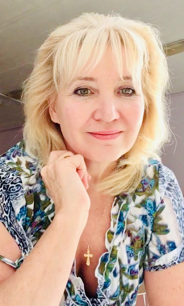 Ничто так скоро не проходит. Посвящение С. Т. 8881