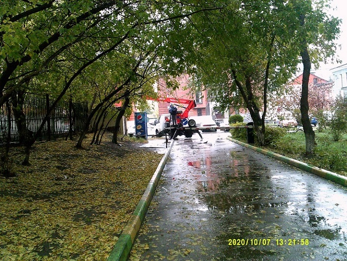 Помощь листопаду (Геннадий Генцлер) / Стихи.ру