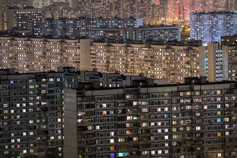 Здесь улицы - бетонные ущелья