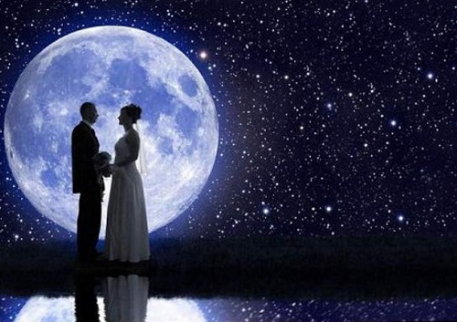 Двое на берегу