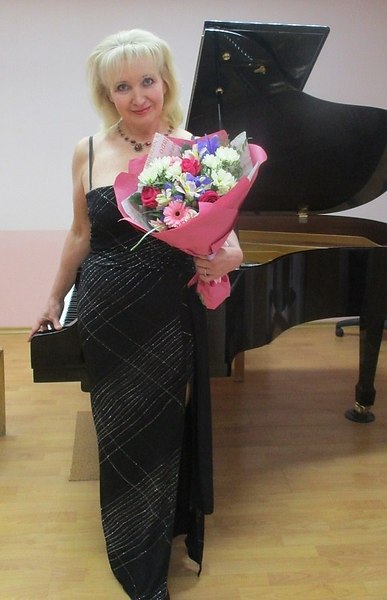 Ты стоишь. Посвящение С. Т. 9468