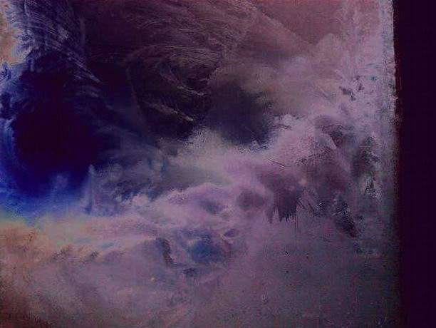 Дождь летит, раскинув крылья-тучи