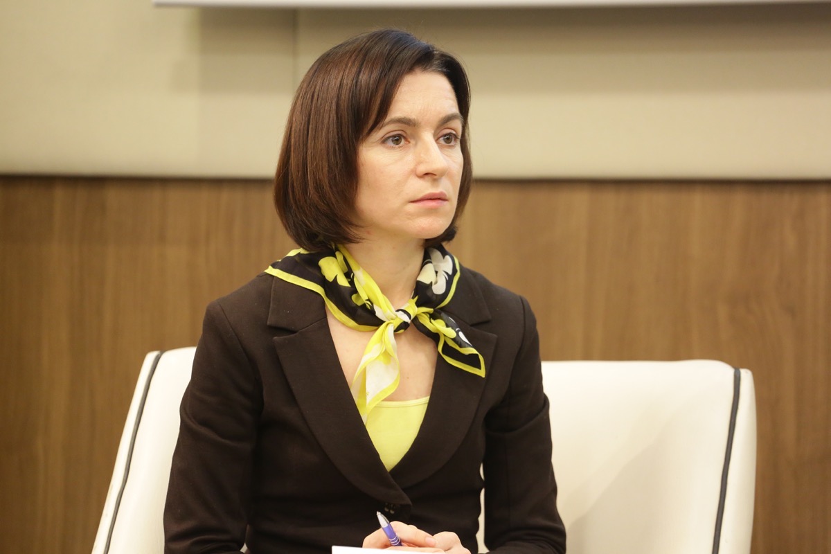 А ну-ка, девушки!