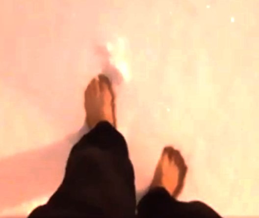 Босиком по снегу