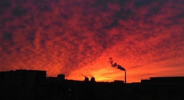 Одиноко коротаю ранний вечер ноября...