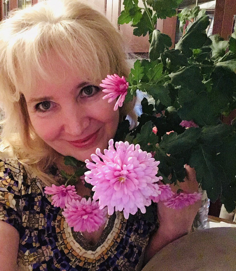 Ты так светла. Посвящение С. Т. 9956