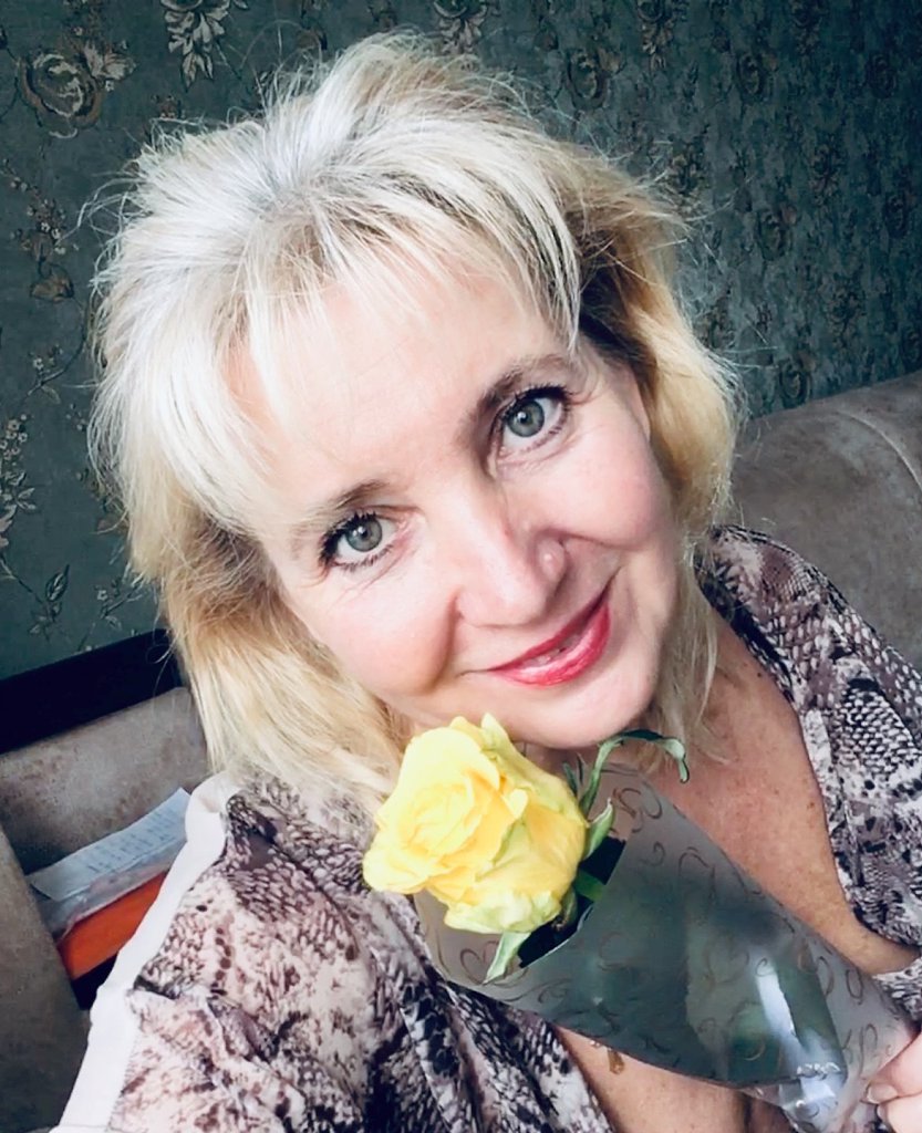 Любовь зовёт. Посвящение С. Т. 10025