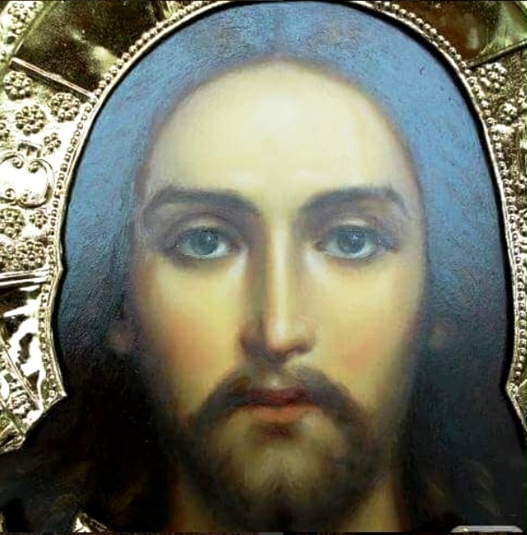 Человек должен выбрать, с кем он