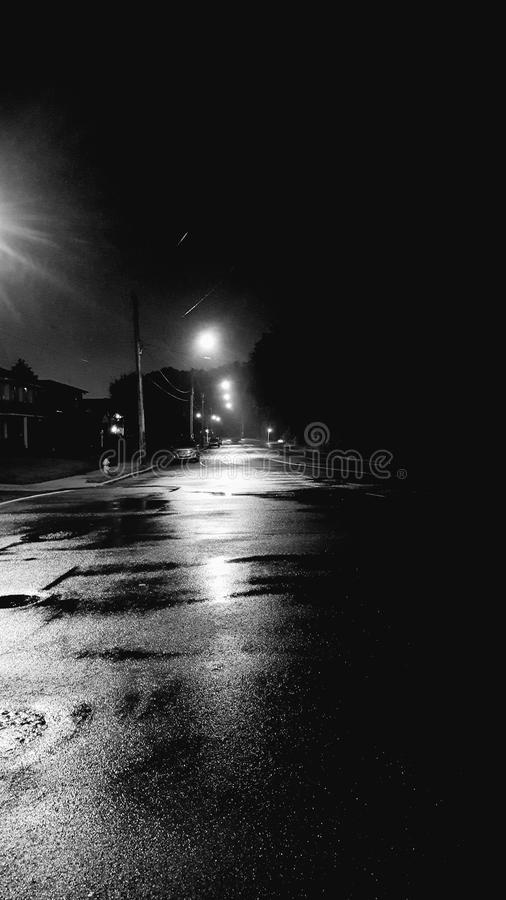 Тьма есть а света нету!