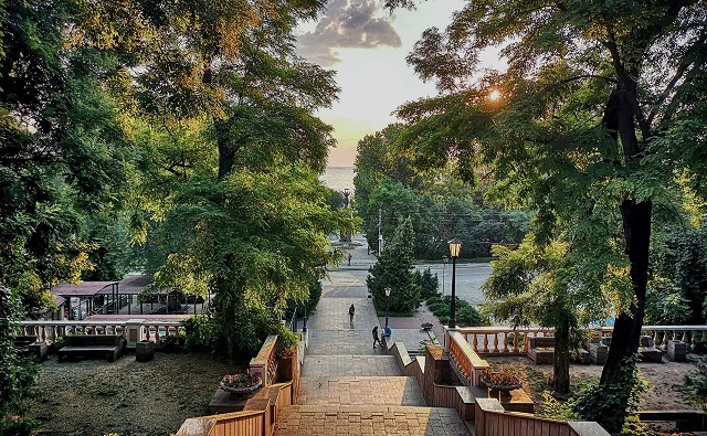 С Новым годом, Таганрог и моя подруга!