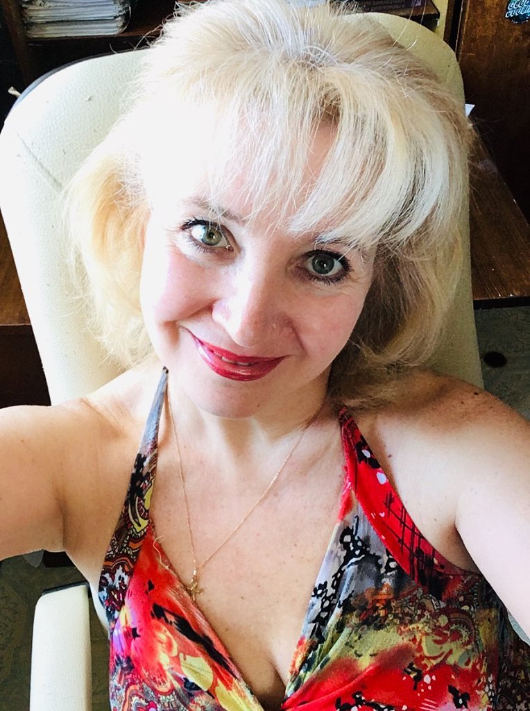 Богиня светлого огня. Посвящение С. Т. 10801