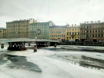 Январские метели позади