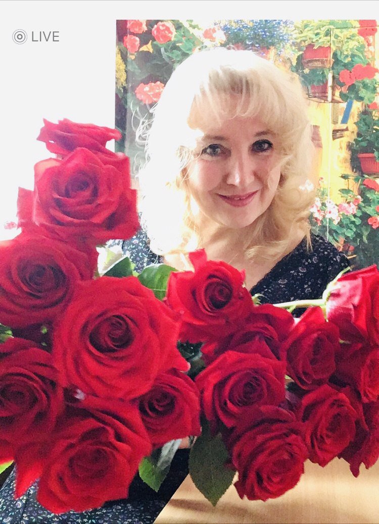 В твой улыбке. Посвящение С. Т. 10897