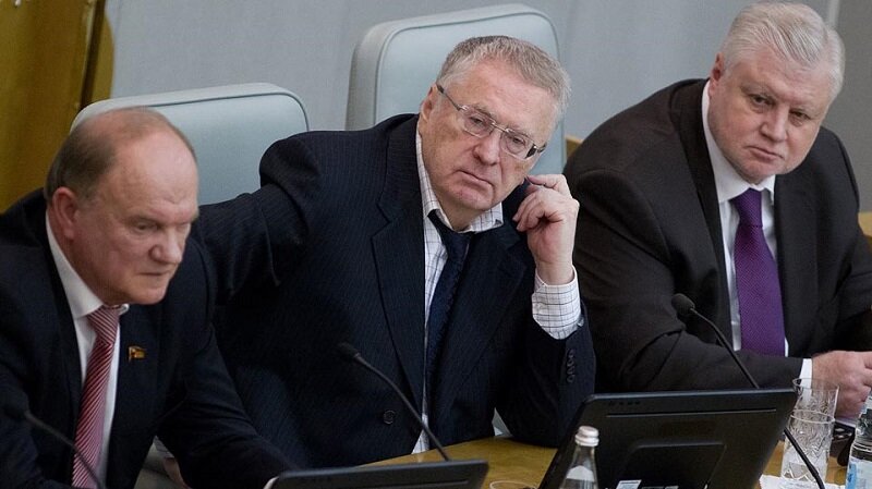 От народа они отвернулись