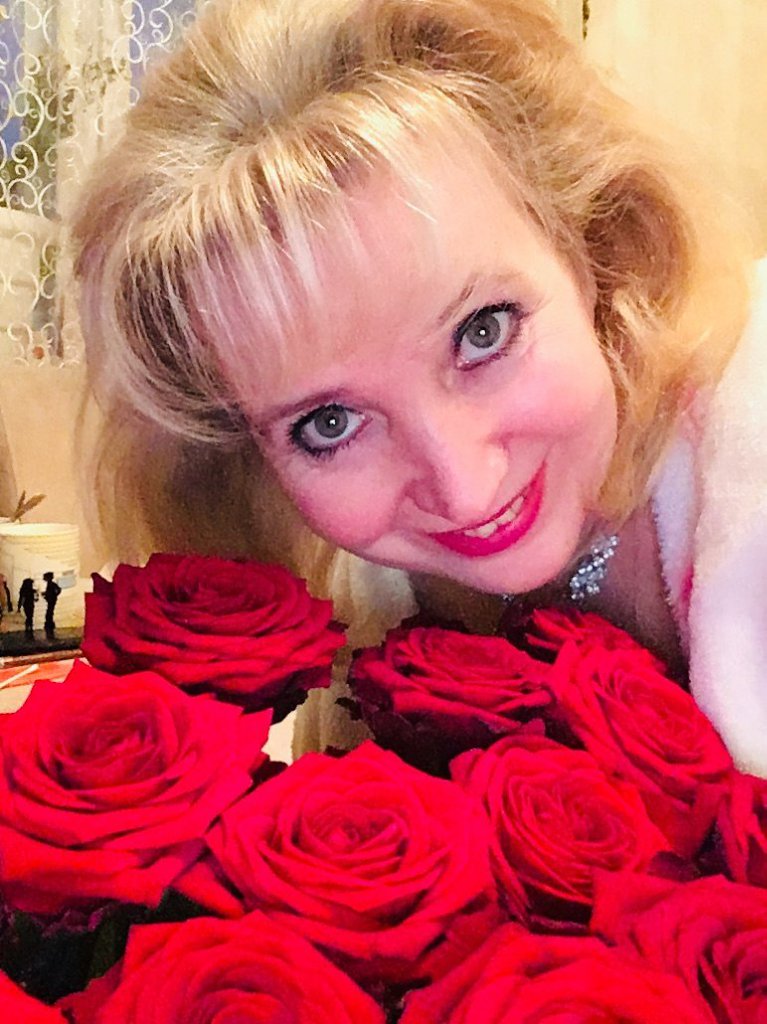 В тебе сияет. Посвящение С. Т. 10924