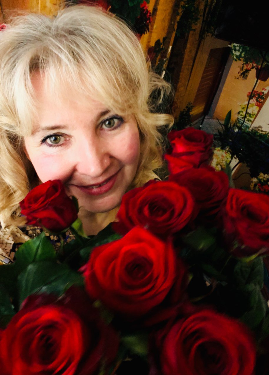 Ты и Розы. Посвящение С. Т. 11027