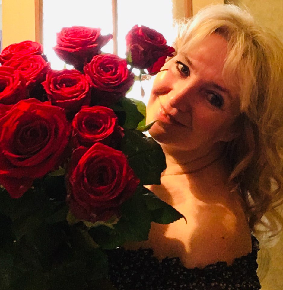 Ты так божественно нежна. Посвящение С. Т. 11035