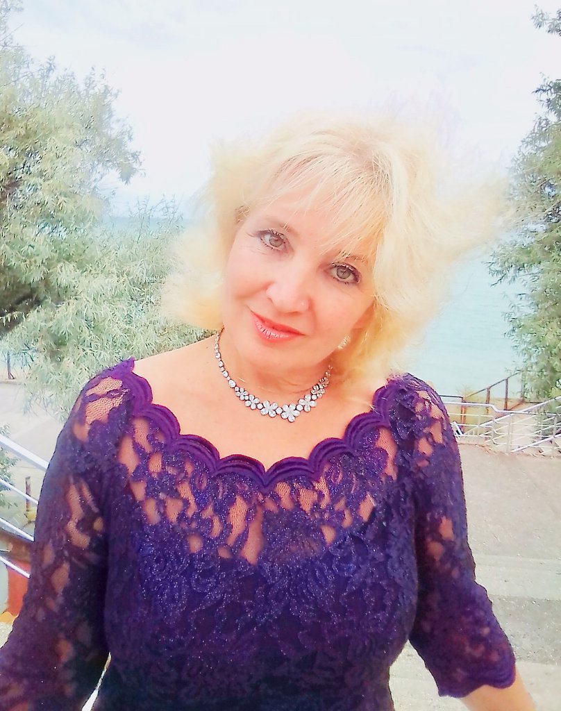 Ты нежно смотришь на меня. Посвящение С. Т. 11162