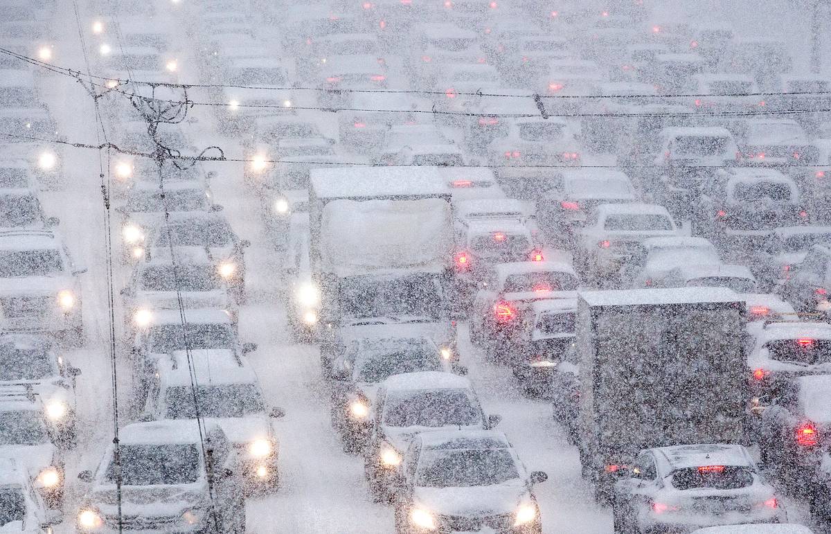 зимние пробки в москве