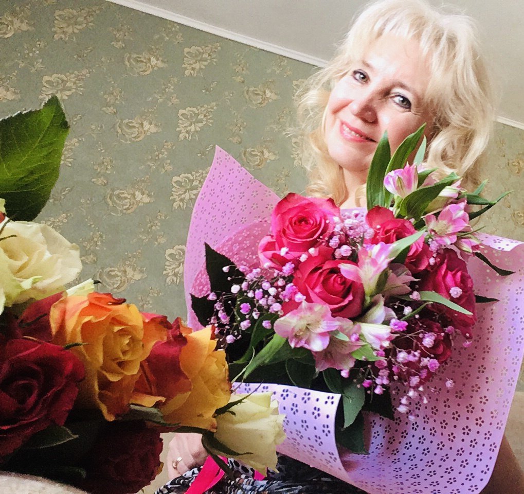 Ты смотришь на меня. Посвящение С. Т. 11259