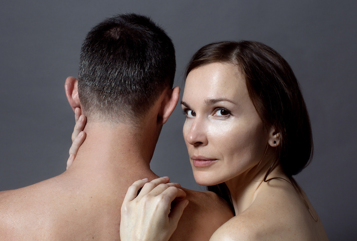 Шёпотом связаны