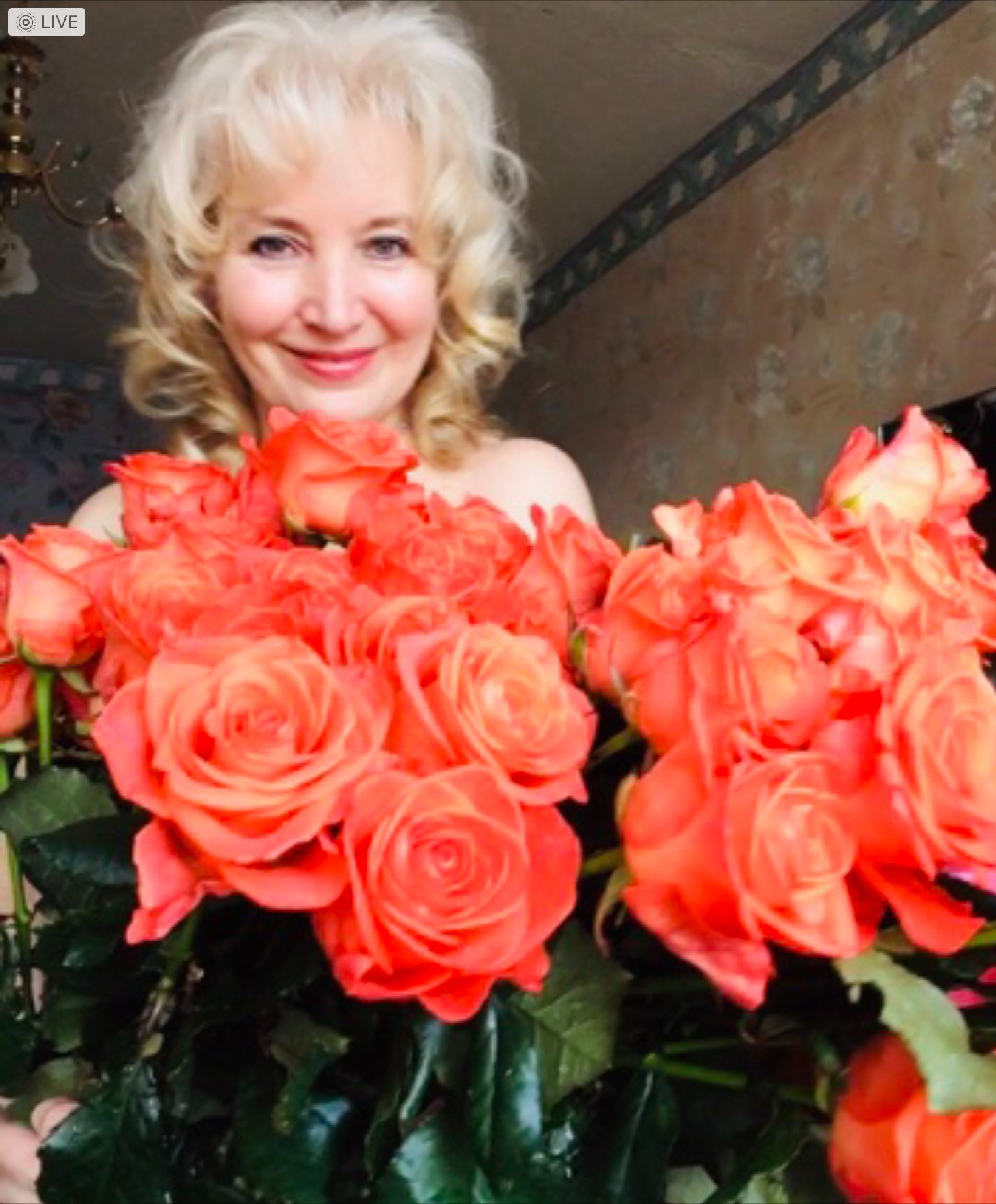 Твоя краса сияет неустанно. Посвящение С. Т. 11323