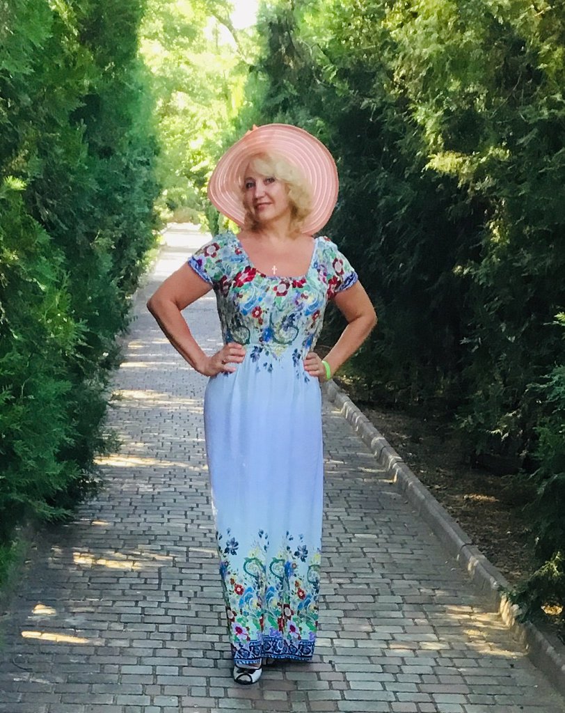 Ты в сарафане на аллее. Посвящение С. Т. 11365