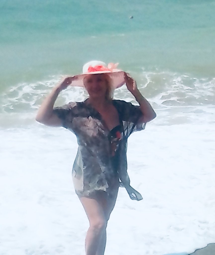 Богиня сказочной волны. Посвящение С. Т. 11393