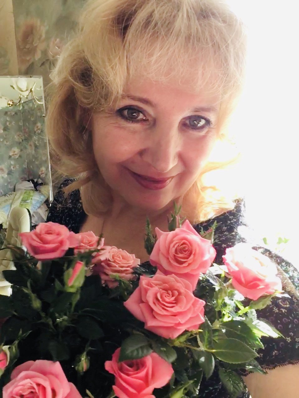 Роз чудесный аромат. Посвящение С. Т. 11412