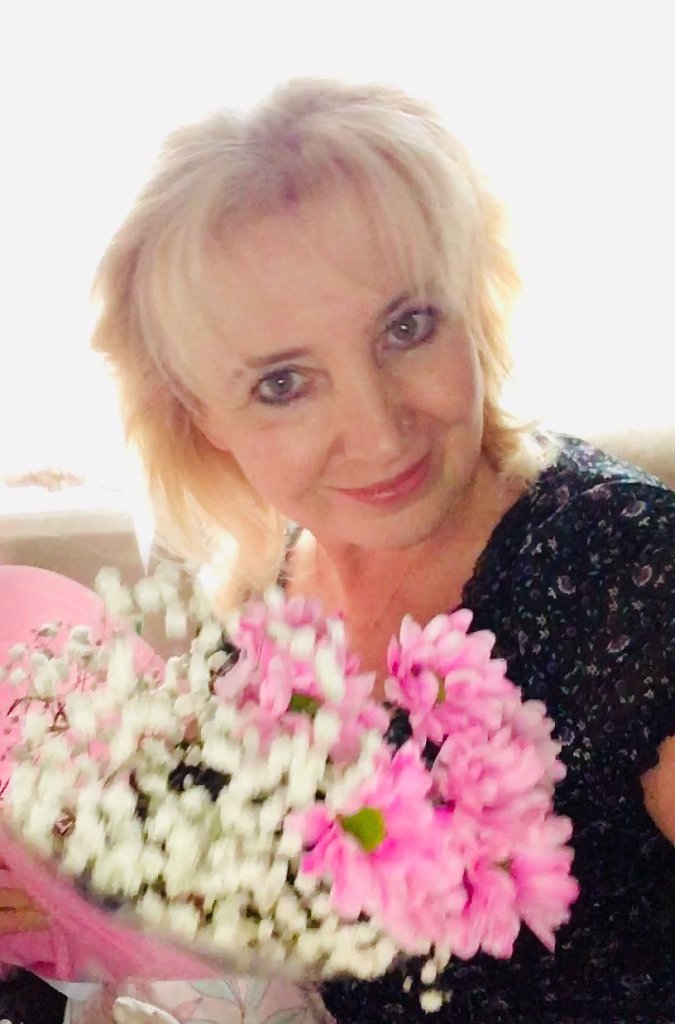 Ты мне приносишь. Посвящение С. Т. 11520