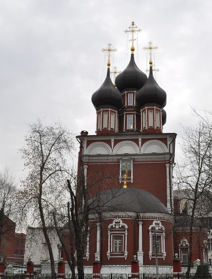 церковь положения ризы господней на шаболовке риза. храм положение ризы господней в москве. храм положения ризы господней на донской. храм ризы господня. храм ризы господня.
