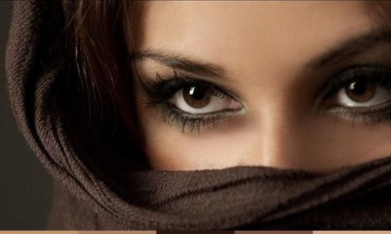 Красивые карие глаза девушки. Красивые глаза. Женские глаза. Глаза девушки. Женщина с красивыми глазами.