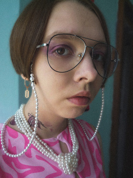 экспонатом в твоей энтомологической коллекции