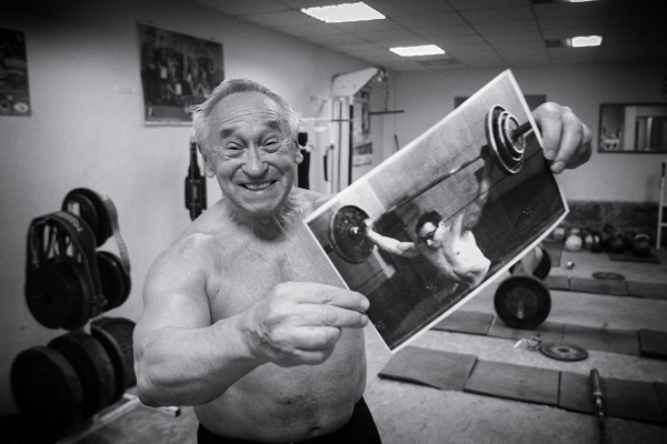 И яяяяяяя. Всё без утайки о Корешкове 360