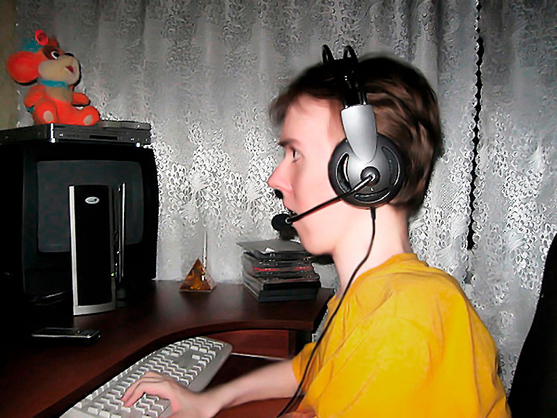 И снова памяти сына-поэта Антона Гапоника